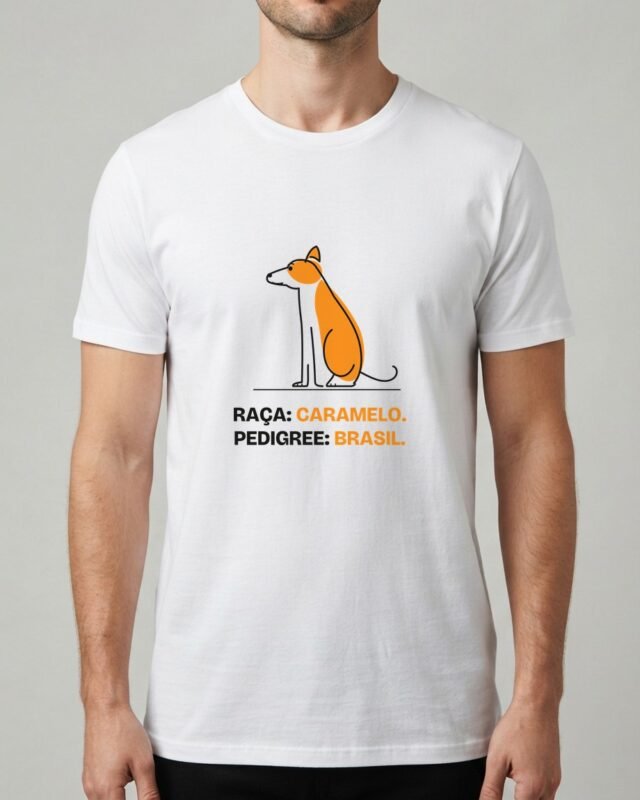 Camiseta Raça Caramelo Pedigree Brasil Vira-Lata Minimal Linha Unissex 100% Algodão, vestida em modelo masculino